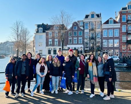 amsterdam-winter-river-group