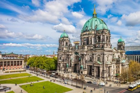 berlin-cathedral-sky