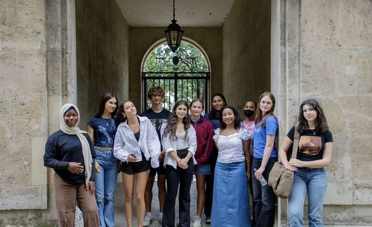 summer_diverse-group-of-students-pose-together.jpg