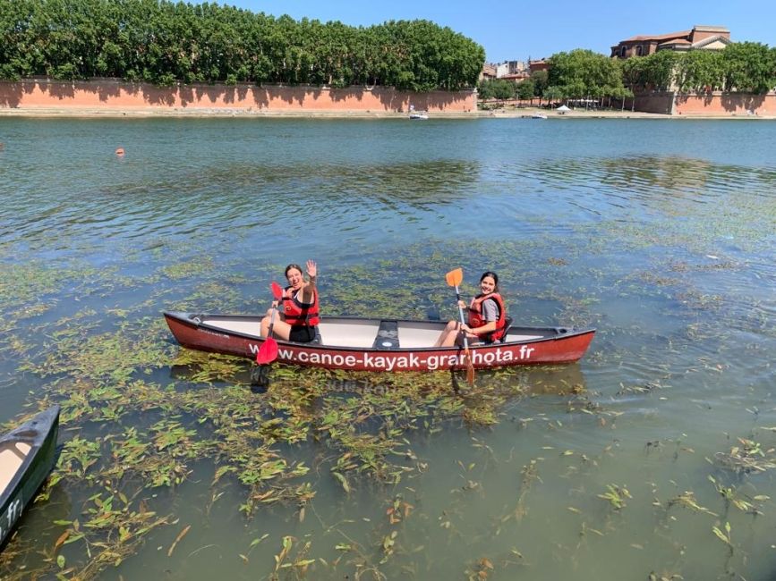 Girls in the Boat