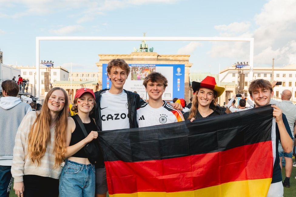 Public Viewing in Berlin at the Brandenburg Gate 