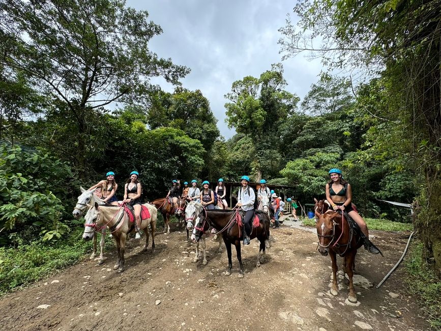 Group on horseback 2