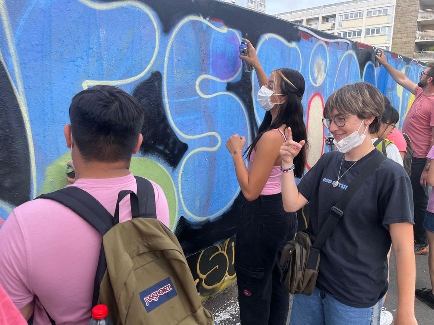 Rennes Language and Culture students creating their own street art mural