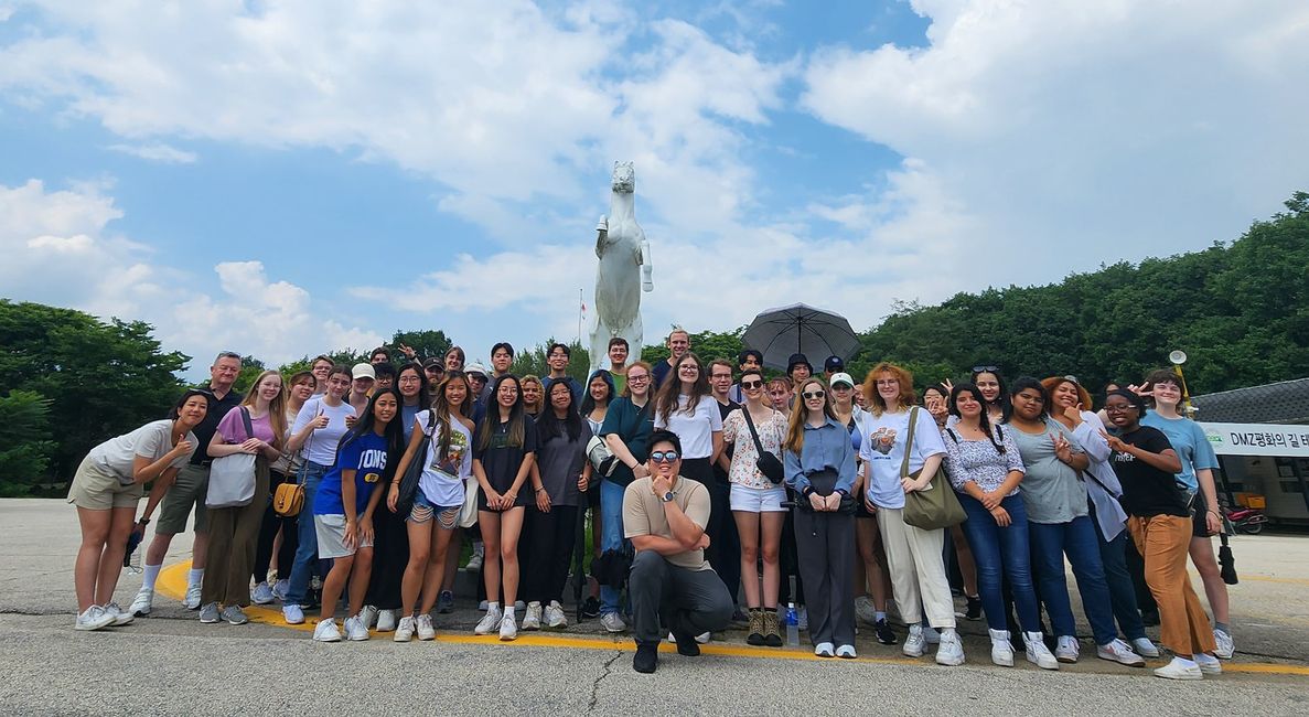 Seoul_White Horse Hill battle site.jpg