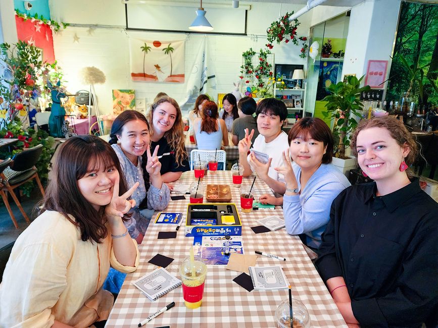 seoul students playing boardgames