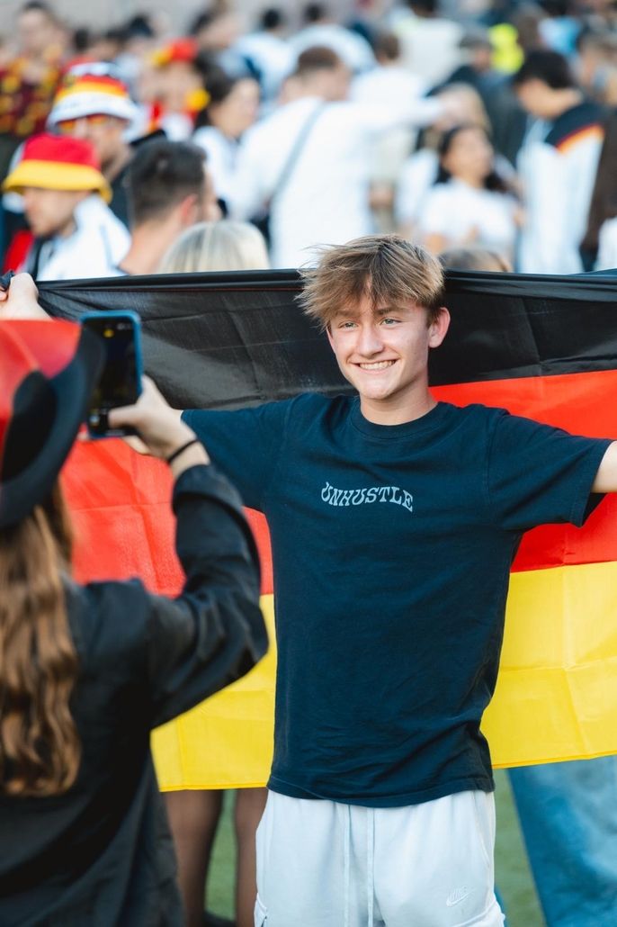 Public Viewing in Berlin at the Brandenburg Gate 