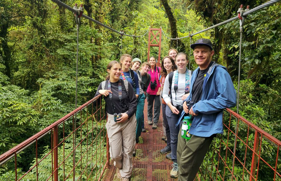 monteverde students bridge abroad